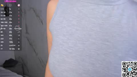 Hina online show from 01/16/26, 11:25