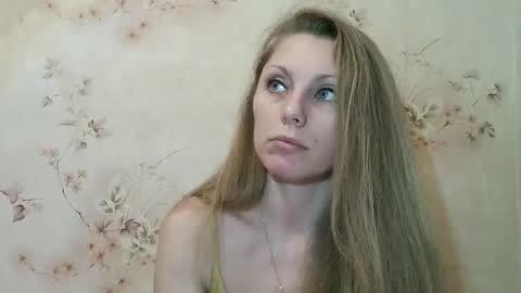 roxyfox18x01 online show from 02/08/26, 10:40