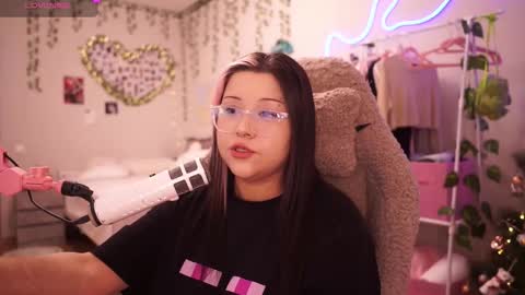 roxysuh online show from 02/05/26, 07:24