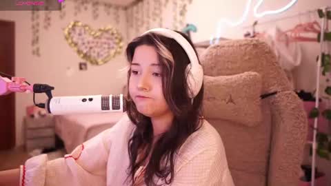 roxysuh online show from 07/06/26, 08:33