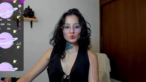 roxy online show from 10/08/25, 09:12