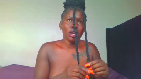 Snapshot of royal_goddes chatting on 03/02/25, 05:58 goddes online show from 03/02/25, 05:58