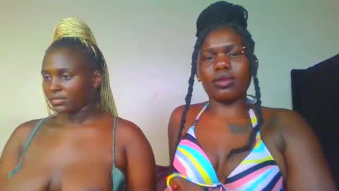 Snapshot of royal_goddes chatting on 03/02/25, 09:01 goddes online show from 03/02/25, 09:01