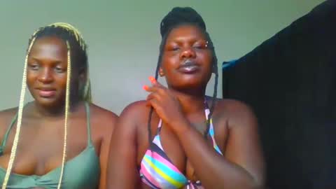 Snapshot of royal_goddes chatting on 03/09/25, 02:39 goddes online show from 03/09/25, 02:39