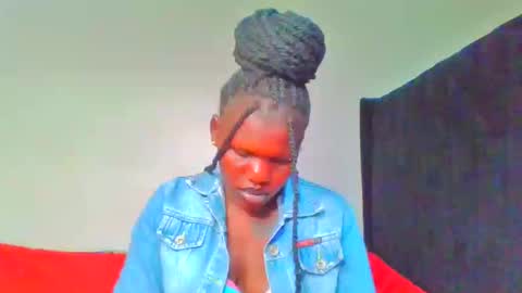 Snapshot of royal_goddes chatting on 03/09/25, 04:11 goddes online show from 03/09/25, 04:11