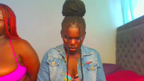 Snapshot of royal_goddes chatting on 03/12/25, 05:24 goddes online show from 03/12/25, 05:24