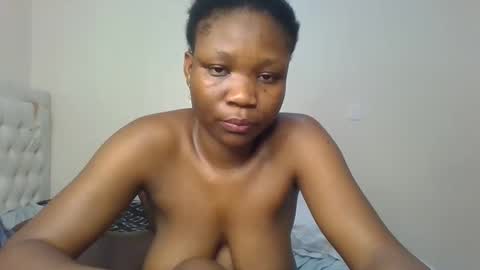 Snapshot of royal_goddes chatting on 11/13/25, 01:21 goddes online show from 11/13/25, 01:21