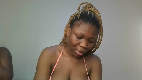 Snapshot of royal_goddes chatting on 12/03/25, 11:08 goddes online show from 12/03/25, 11:08