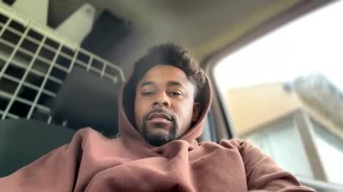 Snapshot of royal_sf chatting on 03/10/25, 05:29 Royal SF online show from 03/10/25, 05:29