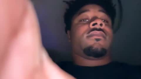 Snapshot of royal_sf chatting on 11/24/25, 05:34 Royal SF online show from 11/24/25, 05:34