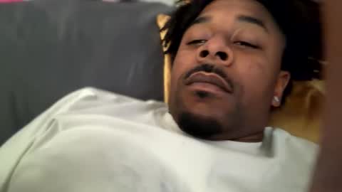 Snapshot of royal_sf chatting on 04/15/26, 11:38 Royal SF online show from 04/15/26, 11:38