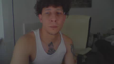 royalpapi12 online show from 04/17/26, 08:39