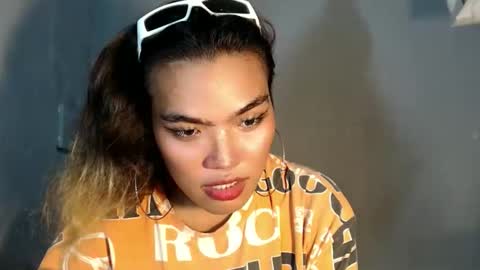 royaltymarcela6969 online show from 10/08/25, 12:36