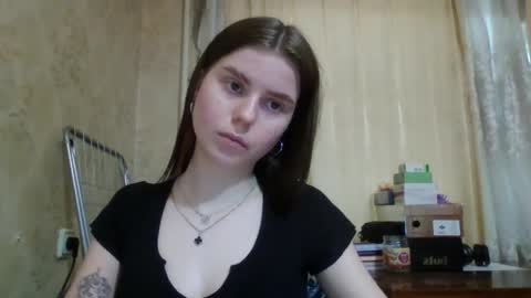 royalvelour online show from 05/10/26, 11:26