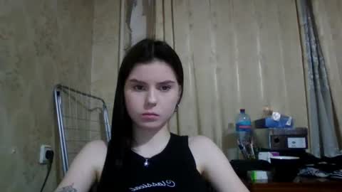royalvelour online show from 06/10/26, 07:57
