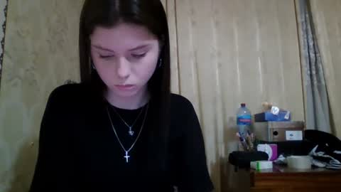 royalvelour online show from 06/11/26, 08:29