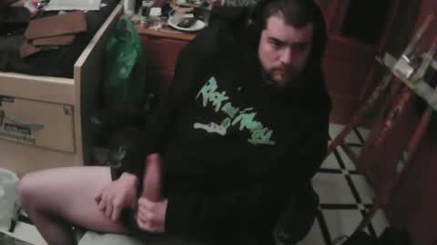 Snapshot of royer04 chatting on 11/27/25, 03:19 royer04 online show from 11/27/25, 03:19