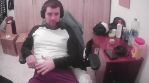 royer04 online show from 02/16/26, 01:57