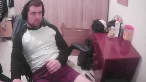 royer04 online show from 02/18/26, 02:07