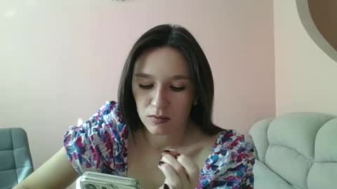 Roza05x online show from 10/21/25, 08:26