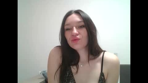 Roza05x online show from 03/06/26, 09:17