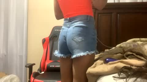 Snapshot of rrod2147 chatting on 10/09/25, 01:14 rrod2147 online show from 10/09/25, 01:14