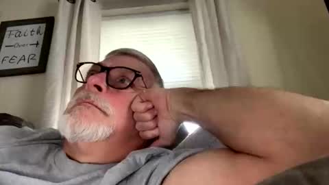 rs006 online show from 10/22/25, 02:17