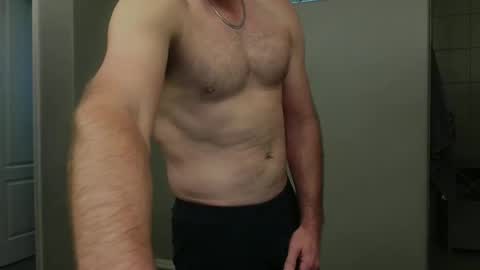 Snapshot of rshaw2891 chatting on 11/18/25, 04:33 rshaw2891 online show from 11/18/25, 04:33