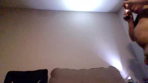 rubbingoneout714 online show from 12/01/25, 11:10