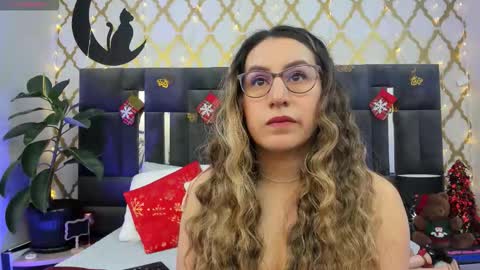 RubbyTaylor online show from 12/15/25, 02:32