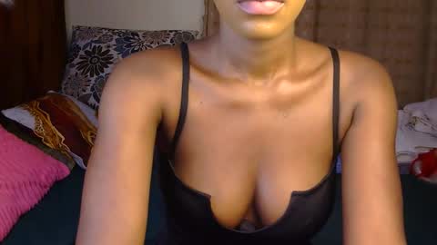 Rosee online show from 03/27/26, 08:19