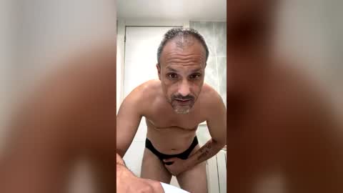 Snapshot of ruben728190 chatting on 08/04/26, 06:32 ruben728190 online show from 08/04/26, 06:32