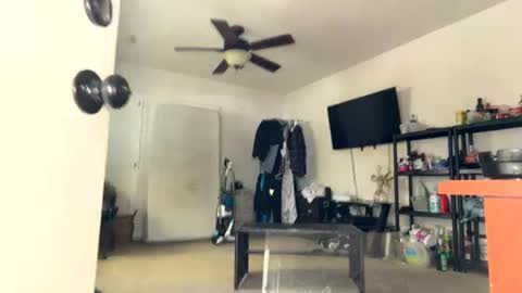 Snapshot of rubenzaragosa09 chatting on 06/14/26, 05:59 rubenzaragosa09 online show from 06/14/26, 05:59