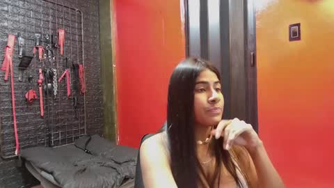  Rubi  online show from 12/17/24, 10:11