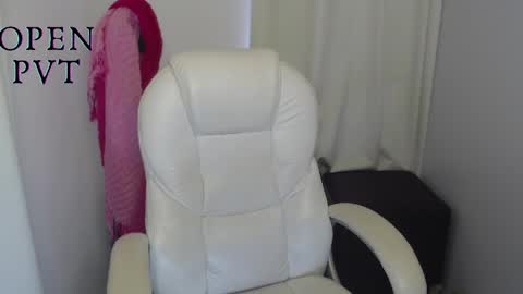 Snapshot of rubi_halliwey chatting on 02/02/25, 03:17 Rubi online show from 02/02/25, 03:17