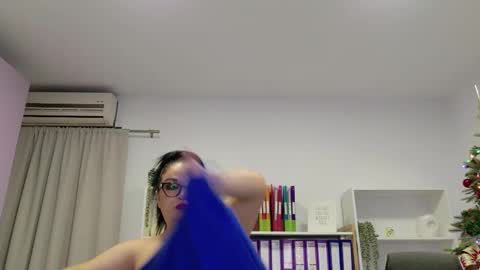 Rubi online show from 12/16/25, 03:11