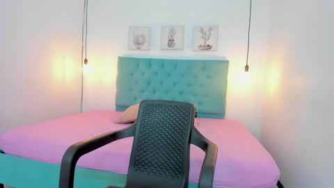 Snapshot of rubiroose chatting on 12/09/24, 11:13 Rubii online show from 12/09/24, 11:13