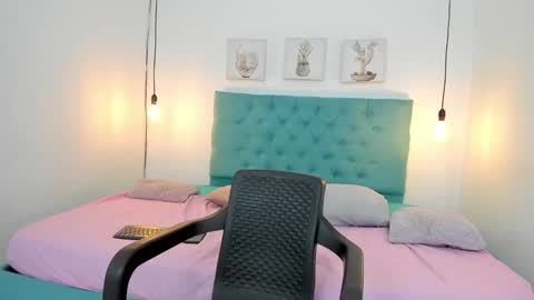 Snapshot of rubiroose chatting on 01/04/25, 07:44 Rubii online show from 01/04/25, 07:44