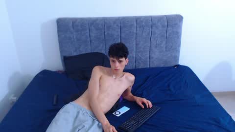 Ruby and Vanie online show from 03/24/26, 10:48