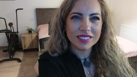 Snapshot of ruby_fit chatting on 04/24/26, 12:57 Ruby online show from 04/24/26, 12:57
