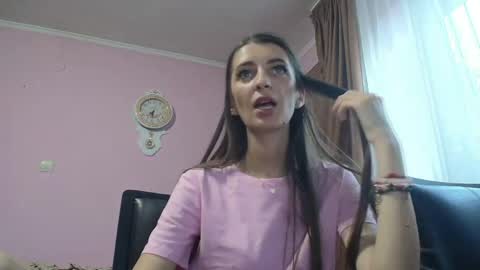 Snapshot of ruby_laroux chatting on 05/22/26, 04:45 Ruby online show from 05/22/26, 04:45