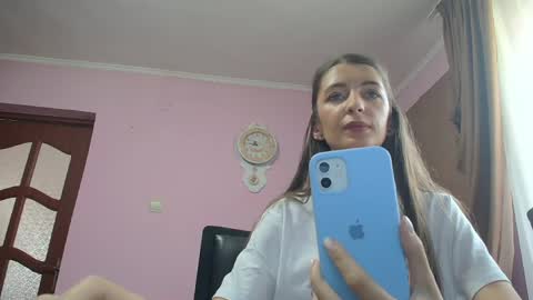 Snapshot of ruby_laroux chatting on 05/30/26, 08:00 Ruby online show from 05/30/26, 08:00