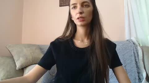Snapshot of ruby_laroux chatting on 06/18/26, 01:26 Ruby online show from 06/18/26, 01:26