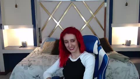 ruby_your_milf online show from 02/21/25, 12:49