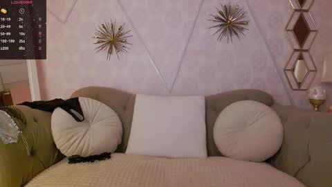  Ruby Divine online show from 04/06/26, 02:20