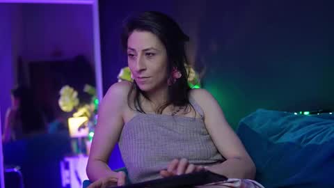 Snapshot of rubyrya chatting on 11/28/25, 11:40 Ruby online show from 11/28/25, 11:40