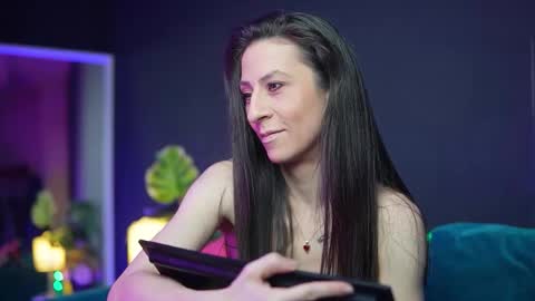  Ruby  online show from 03/06/26, 11:45