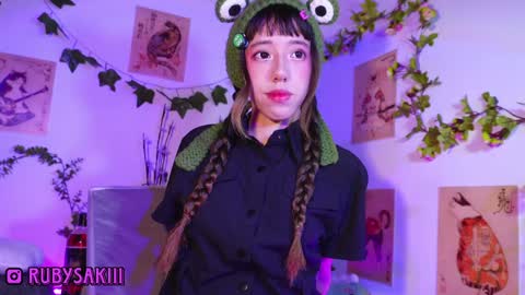 Snapshot of rubysaki chatting on 01/11/25, 02:41 rubysaki online show from 01/11/25, 02:41