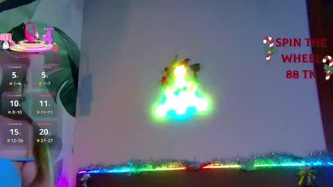 Snapshot of rubyvalen chatting on 12/22/25, 01:02 Ruby online show from 12/22/25, 01:02