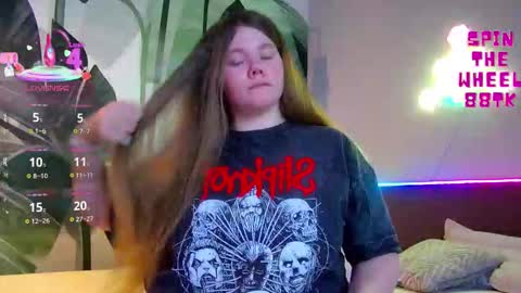 Snapshot of rubyvalen chatting on 01/19/26, 01:09 Ruby online show from 01/19/26, 01:09